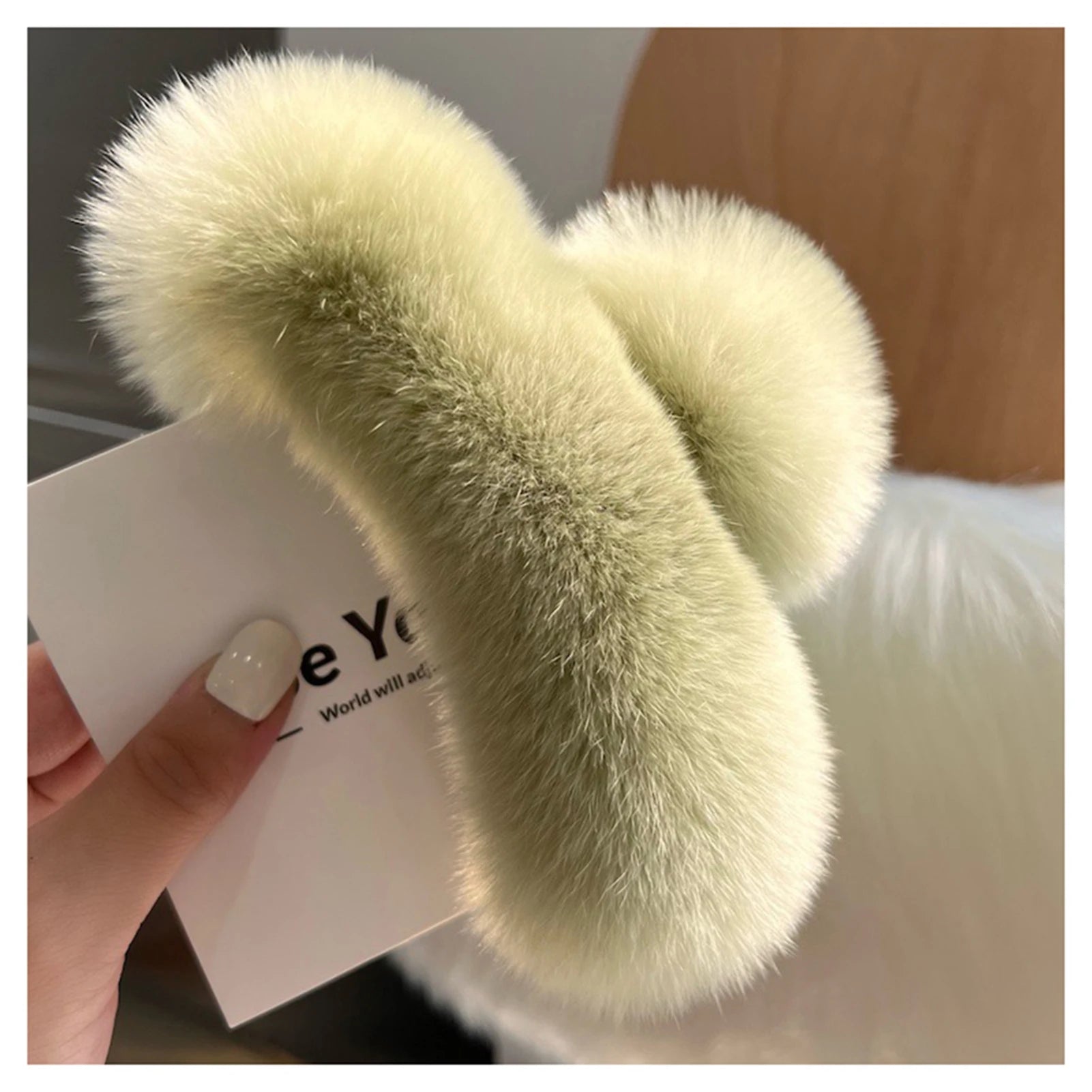 Pinza para el cabello de felpa elegante, de piel sintética lisa, pinzas grandes para el cabello, horquilla de color liso para otoño e invierno, ideal para cabello grueso.