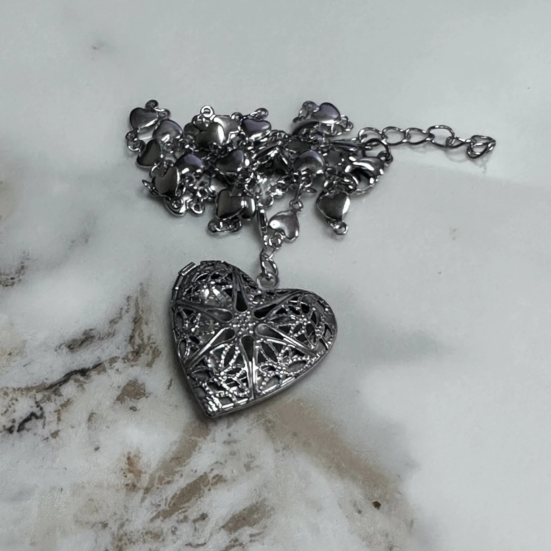 Collar con colgante de marco de medallón de foto de corazón romántico, collares con dijes de corazón de amor de acero inoxidable de Color plateado, joyería Y2K para mujer