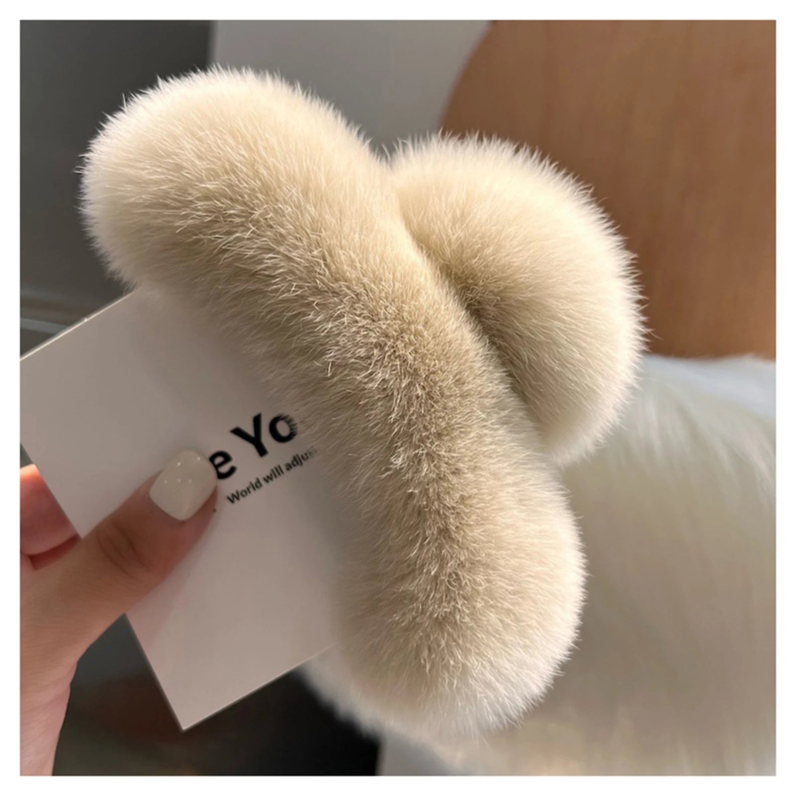 Pinza para el cabello de felpa elegante, de piel sintética lisa, pinzas grandes para el cabello, horquilla de color liso para otoño e invierno, ideal para cabello grueso.