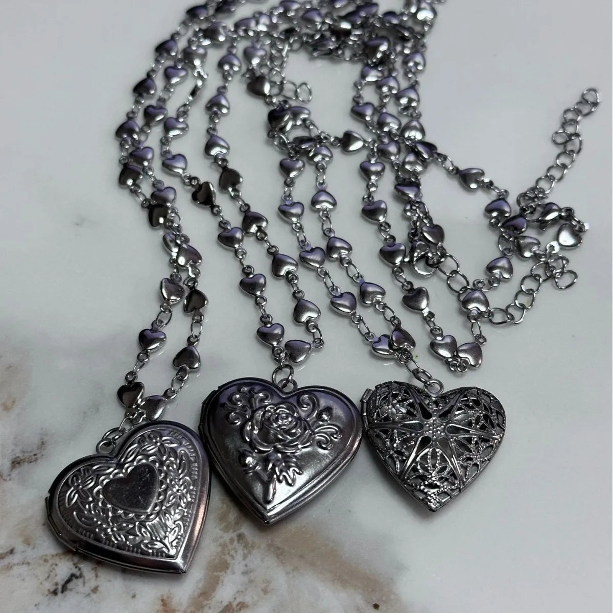 Collar con colgante de marco de medallón de foto de corazón romántico, collares con dijes de corazón de amor de acero inoxidable de Color plateado, joyería Y2K para mujer